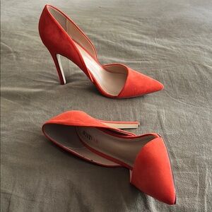 JustFab Vibrant Orange Pointed Heels
